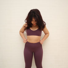Load image into Gallery viewer, Dark Purple Leggings
