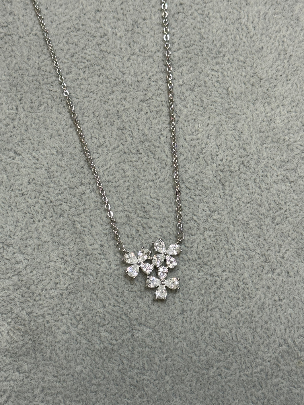 Cluster Clover Silver Necklace