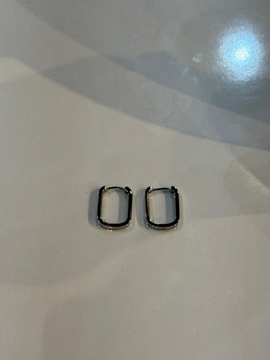 Silver Lupe Rectangular Hoop Earrings